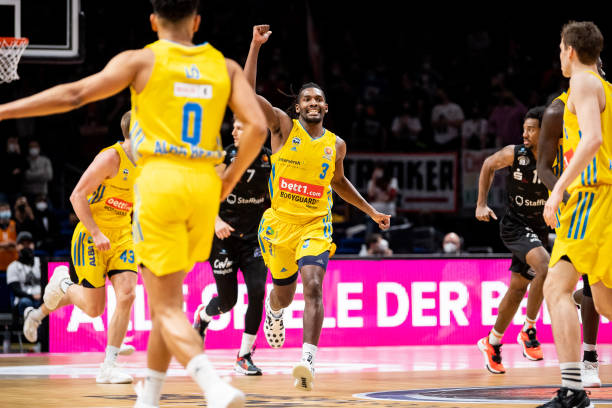 前插威胁显 前插威胁显